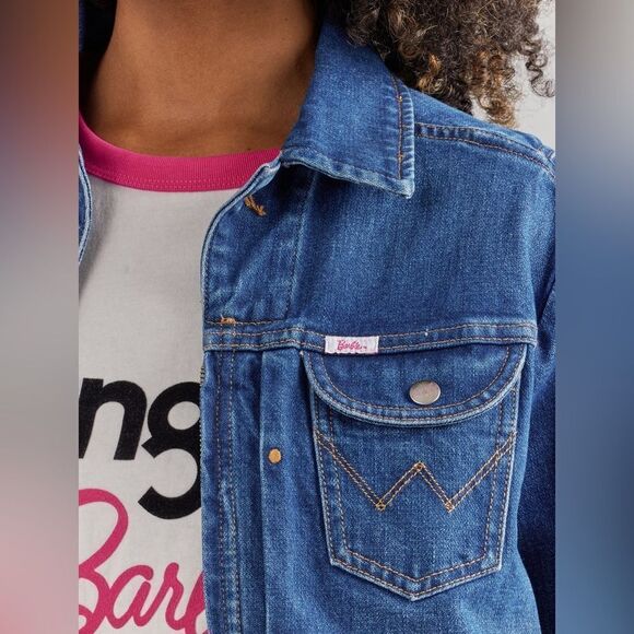 Wrangler-Barbie denim Jean jacket sz XL LE 
Classic 60s jean jacket New w/tags - Picture 3 of 16